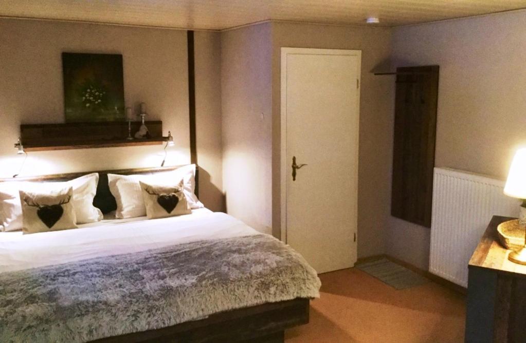 Pension Louise Hotel ไรท์อิมวิงเคอ ภายนอก รูปภาพ